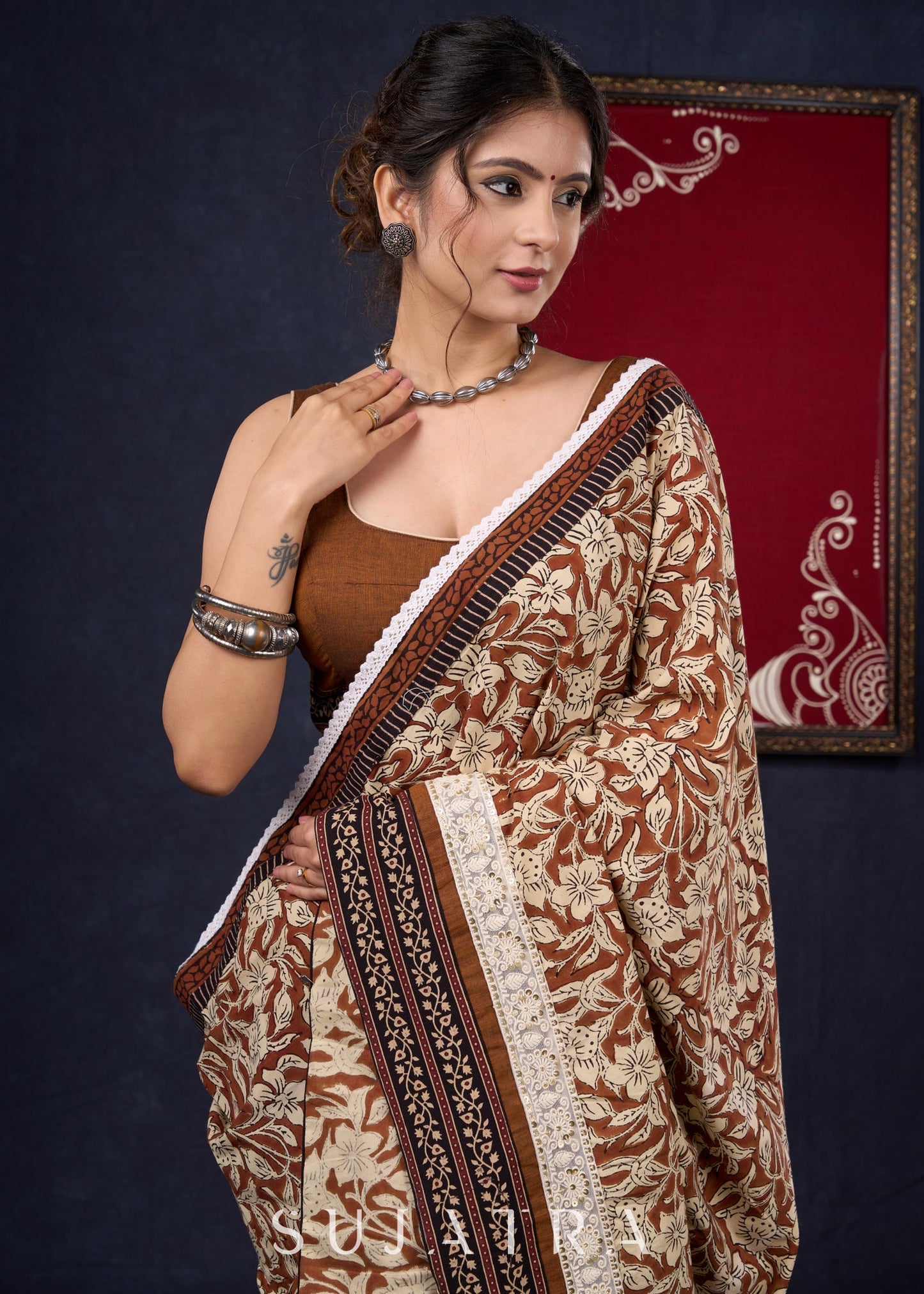 Combination of Exclusive hand block Fakira Print & Dark Rust Handloom Cotton Saree