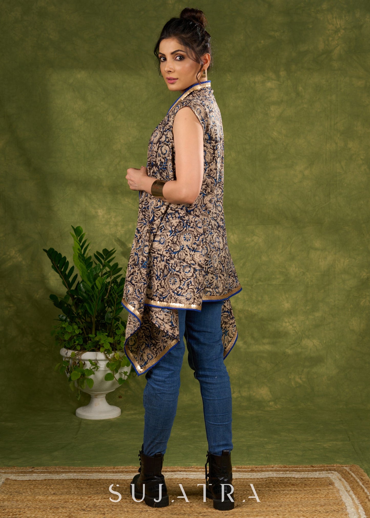 Flowy Grey Kalamkari Floral Asymmetrical Shrug With Delicate Golden Touch For Free Spirited Style