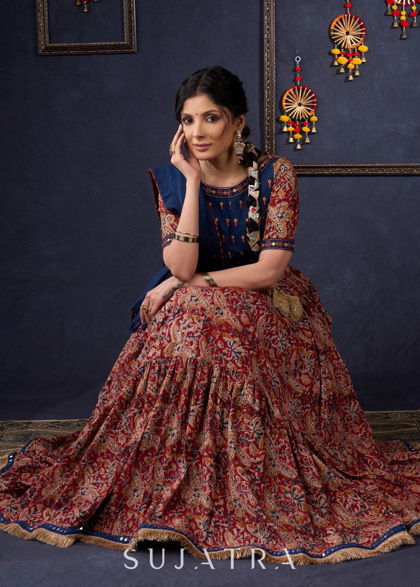 Evergreen Kalamkari Lehenga With Navy Blue Embroidered Blouse & Matching Dupatta.