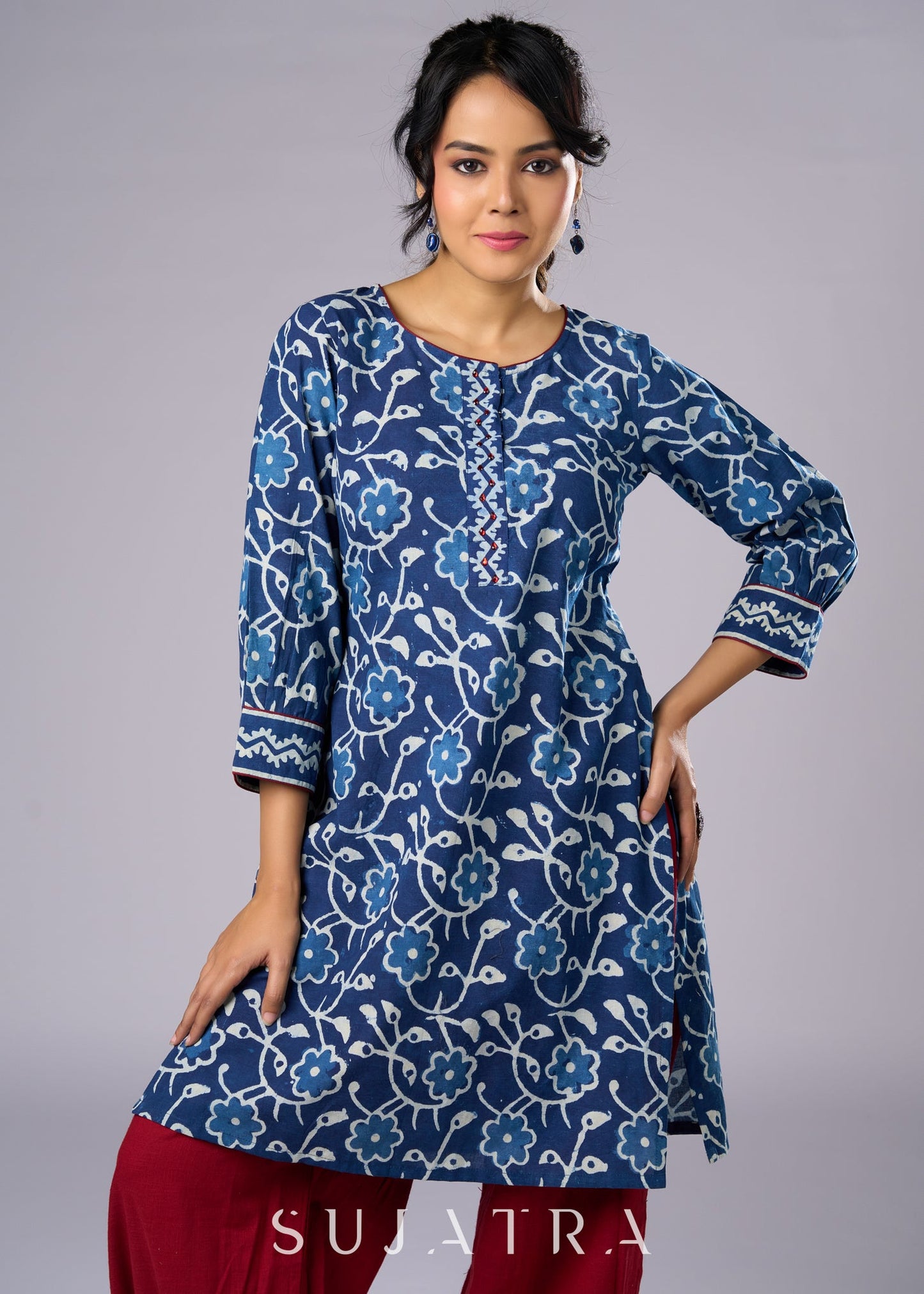 Stylish Indigo Cotton Tunic with A Flattering Silhouette Pant Additional