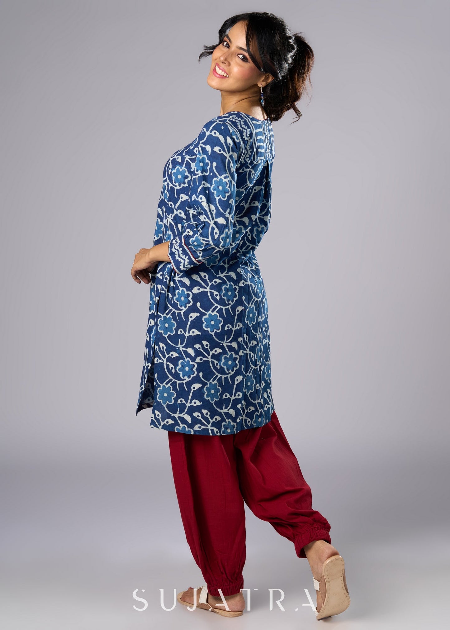 Stylish Indigo Cotton Tunic with A Flattering Silhouette Pant Additional