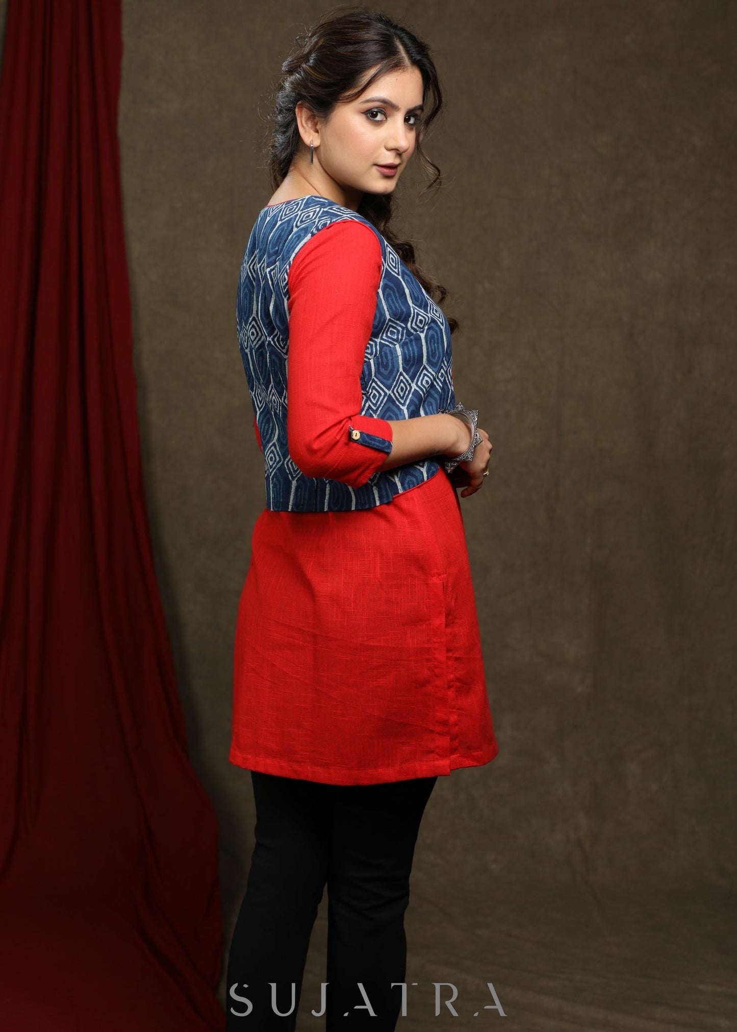 Trendy Red cotton tunic - Indigo shrug Optional