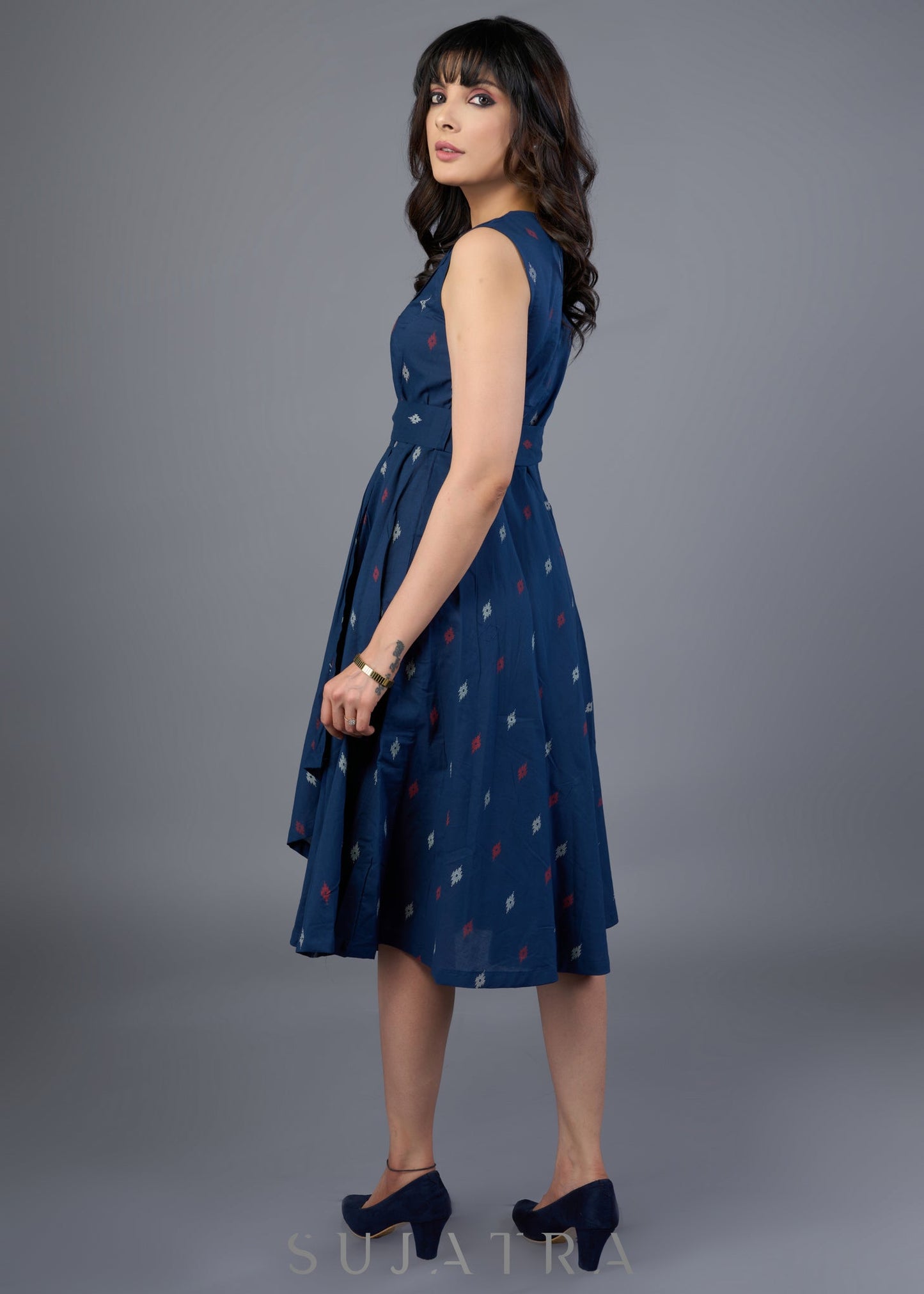 Smart Navy Blue Cotton Sleeveless Overlap Dress