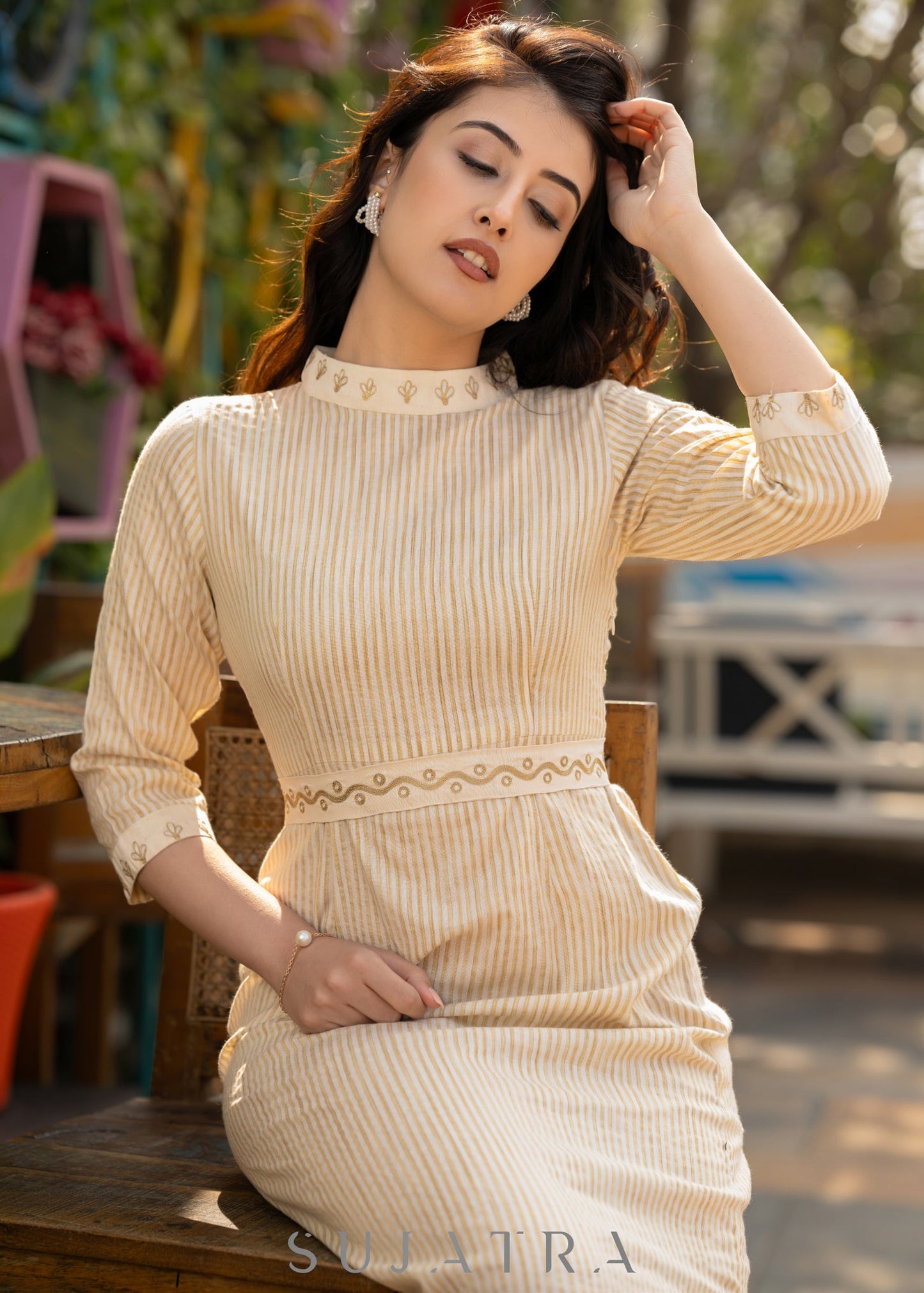 Elegant striped dress with gold embroidery & belt