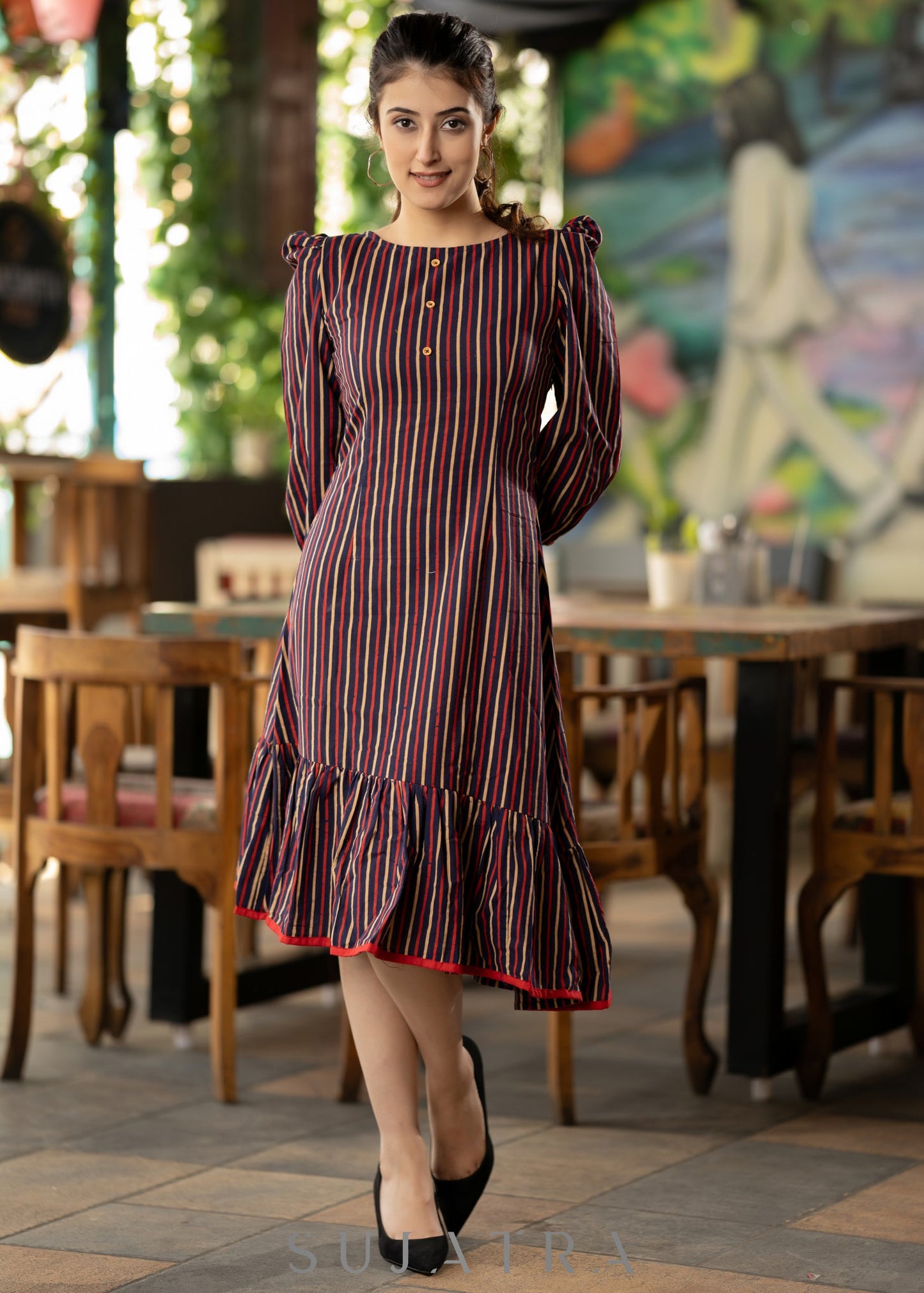 Beautiful Striped cotton dress with asymmetrical hem