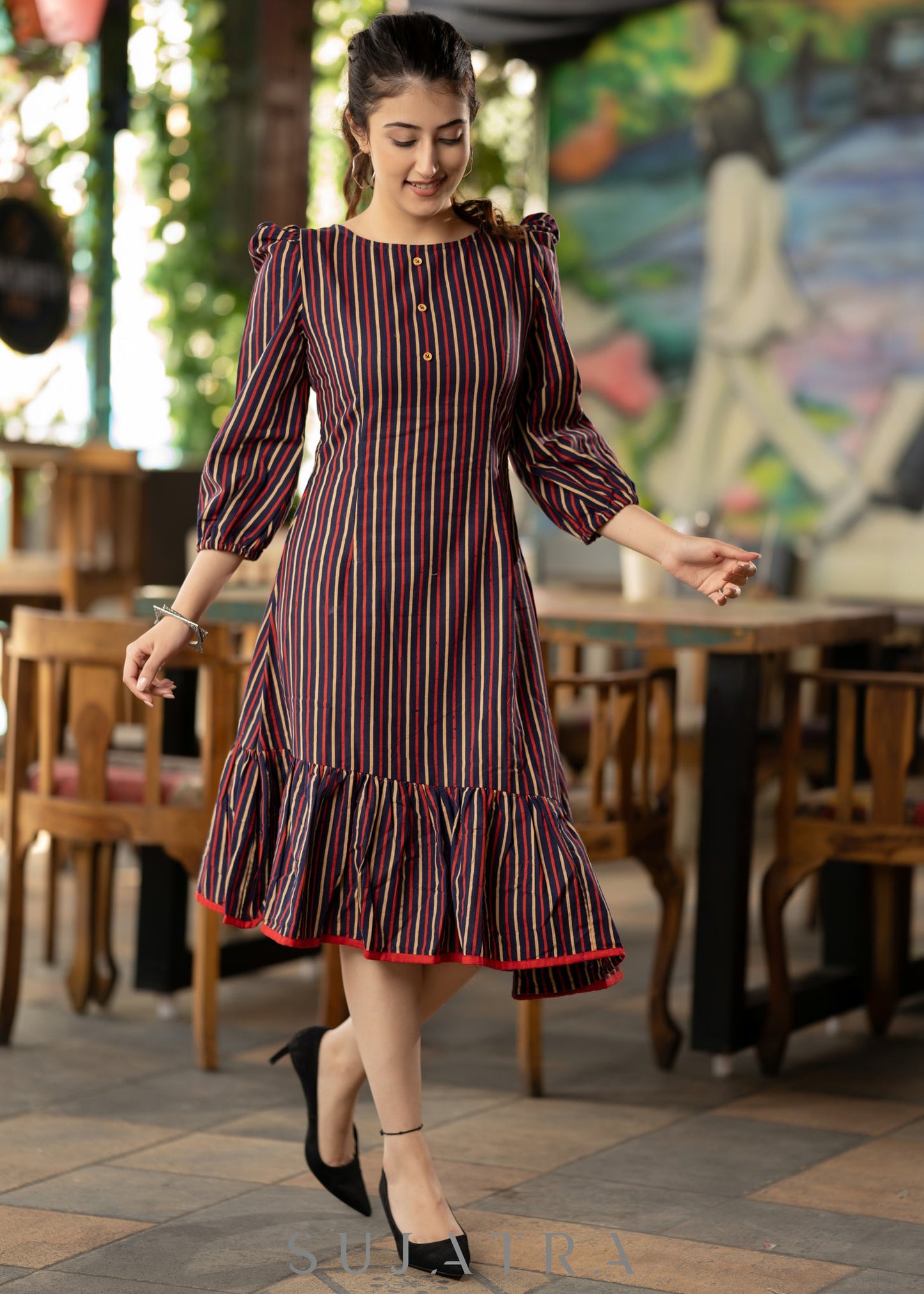 Beautiful Striped cotton dress with asymmetrical hem