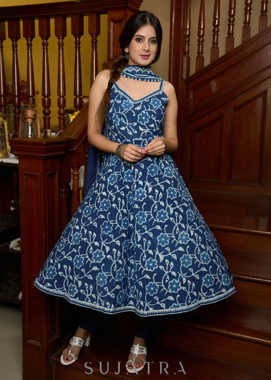 Stylish sleeveless indigo anarkali kurta paired with a matching mul dupatta - Pants Optional