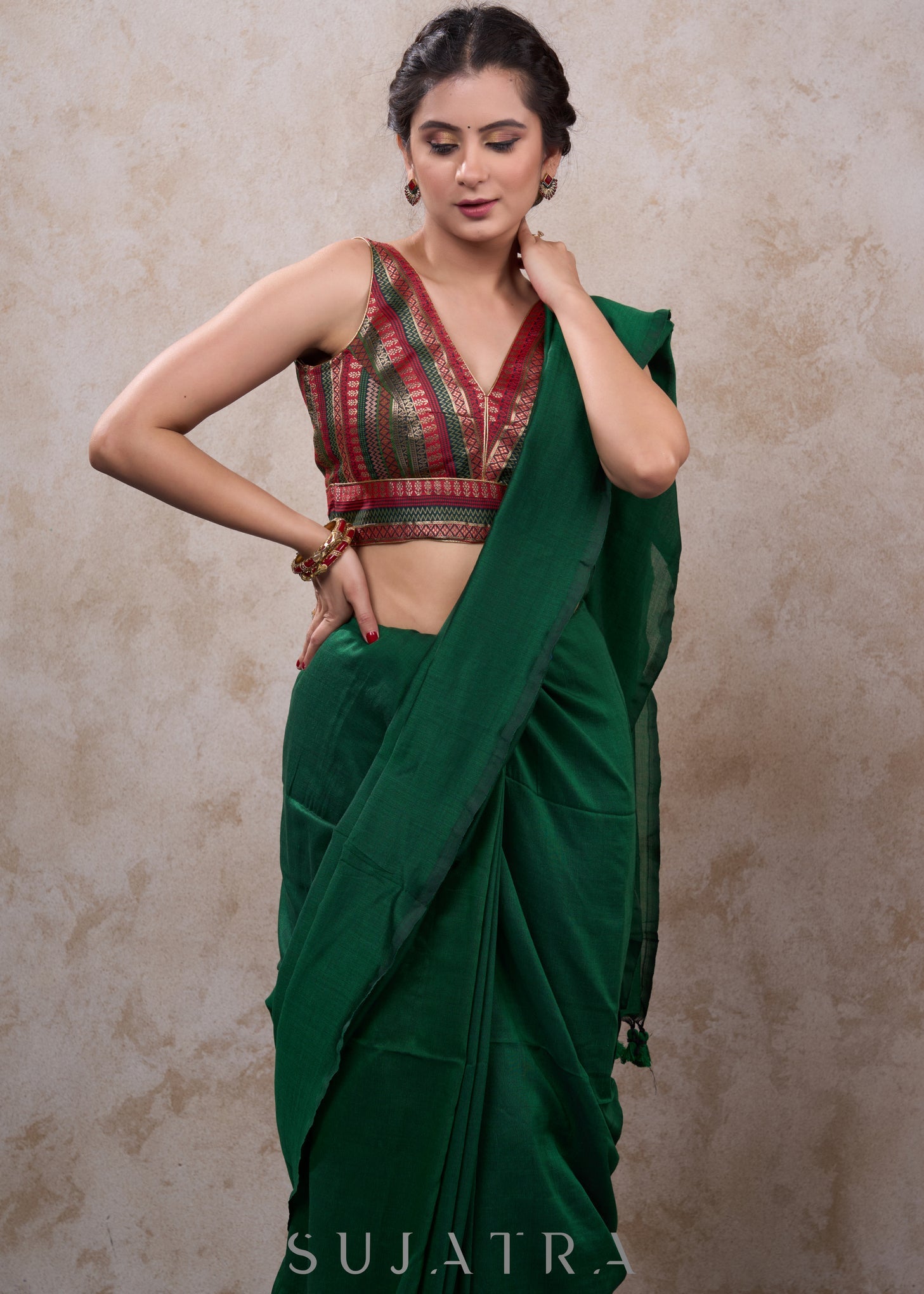 Elegant green & red brocade sleeveless blouse