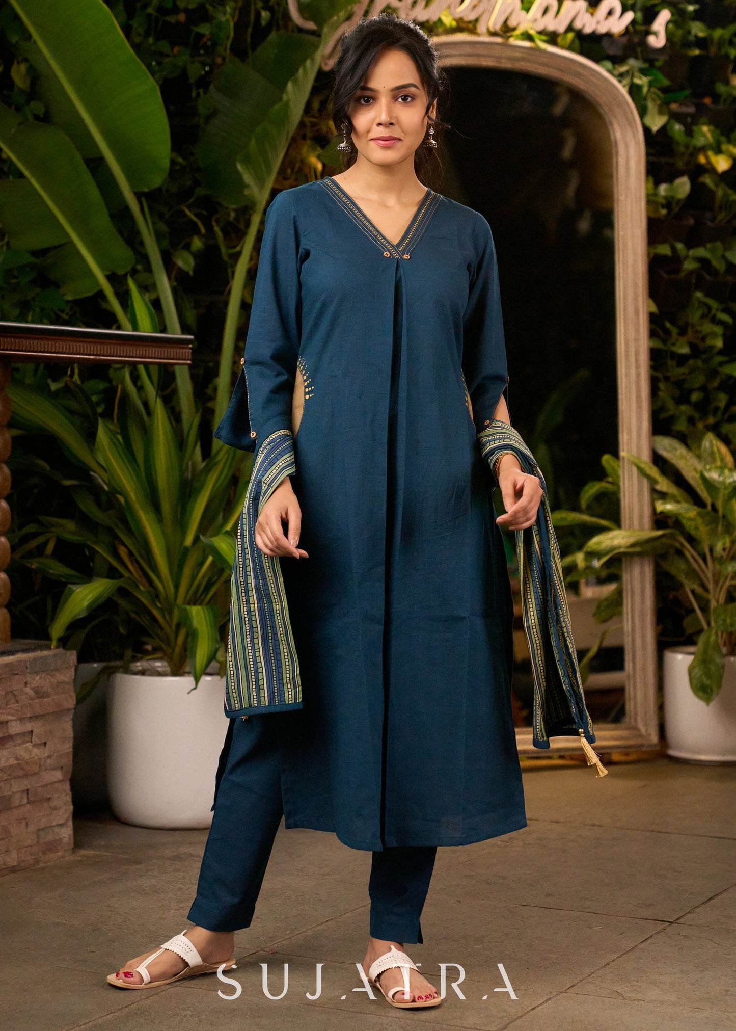 Teal Blue Cotton Kurta with Side Pockets & Hand Painting on Neckline & Pockets with Matching Pants - Stole Optional