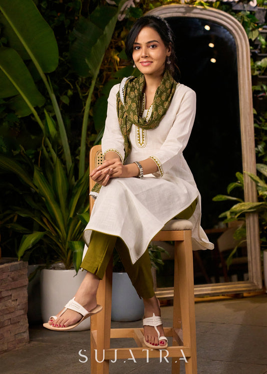 Elegant White Kurta with Embroidery on The Neckline with Contrasting Pant - Stole Optional