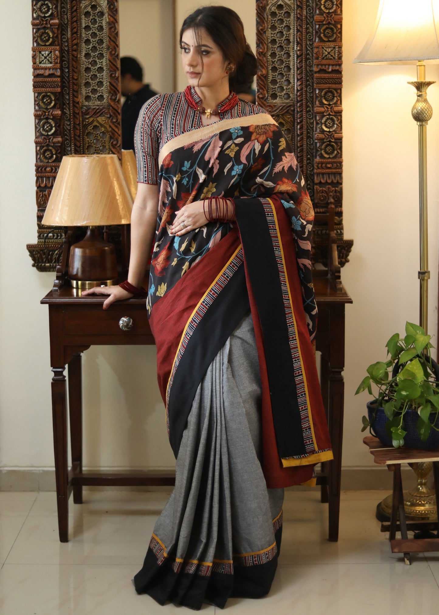 Smart grey Cotton saree with beautiful Madhubani Pallu and black border