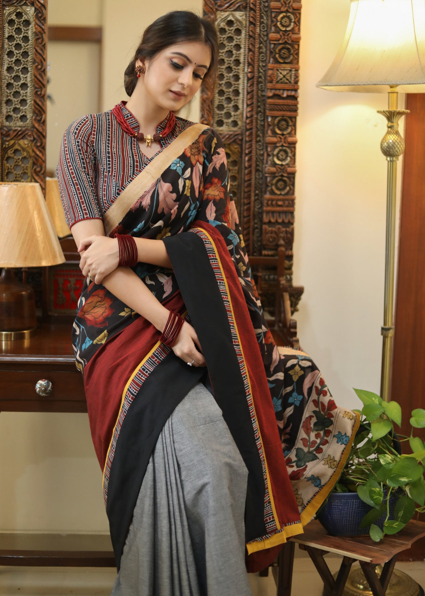 Smart grey Cotton saree with beautiful Madhubani Pallu and black border