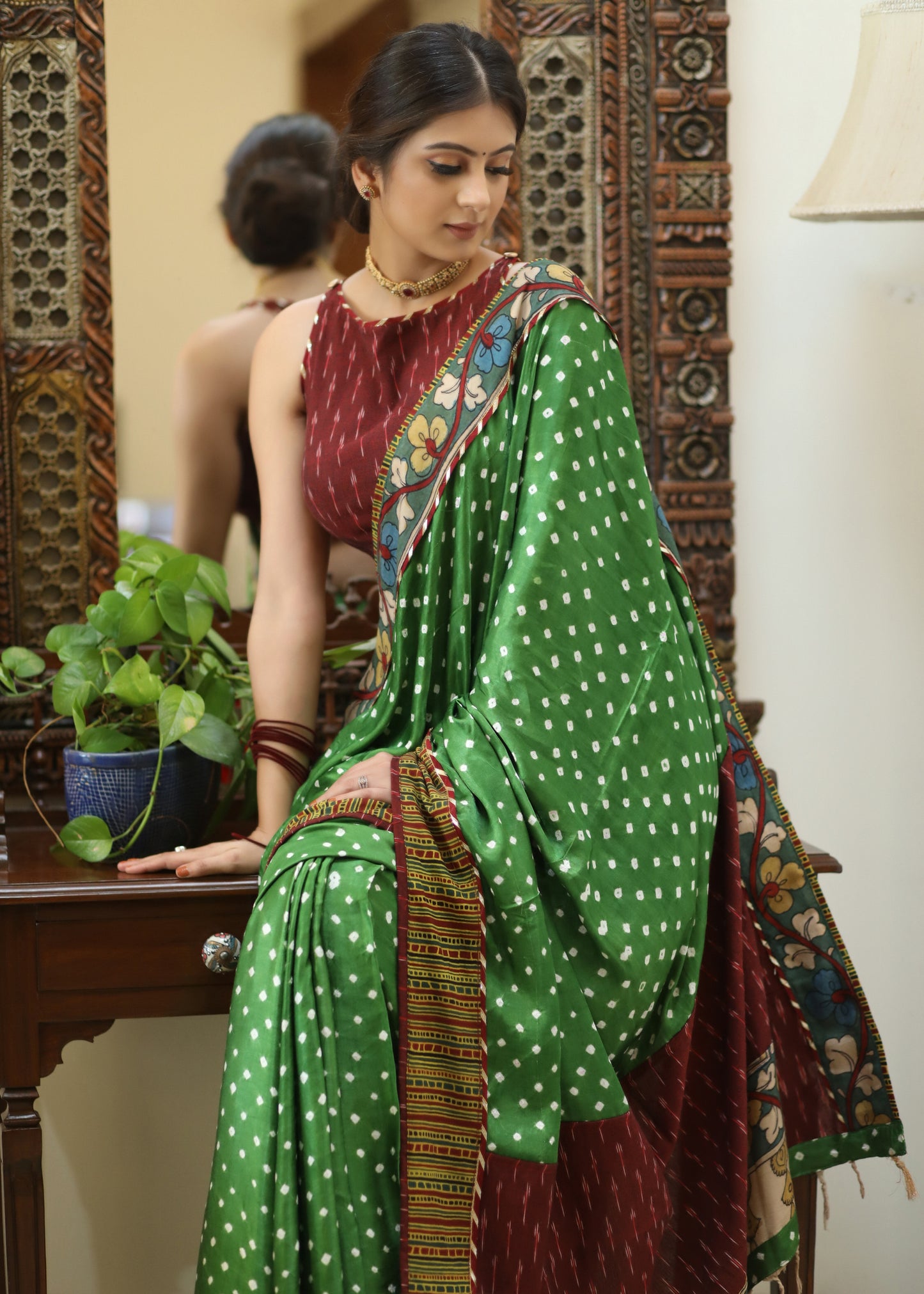 Gorgeous green Gajji Silk Bandhej saree with Kalamkari hand painted Pallu & line border