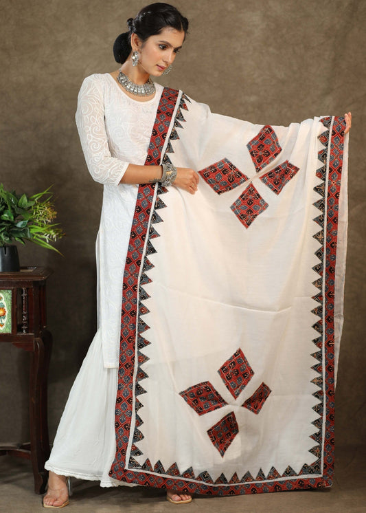 White chanderi dupatta with Ajrakh combination