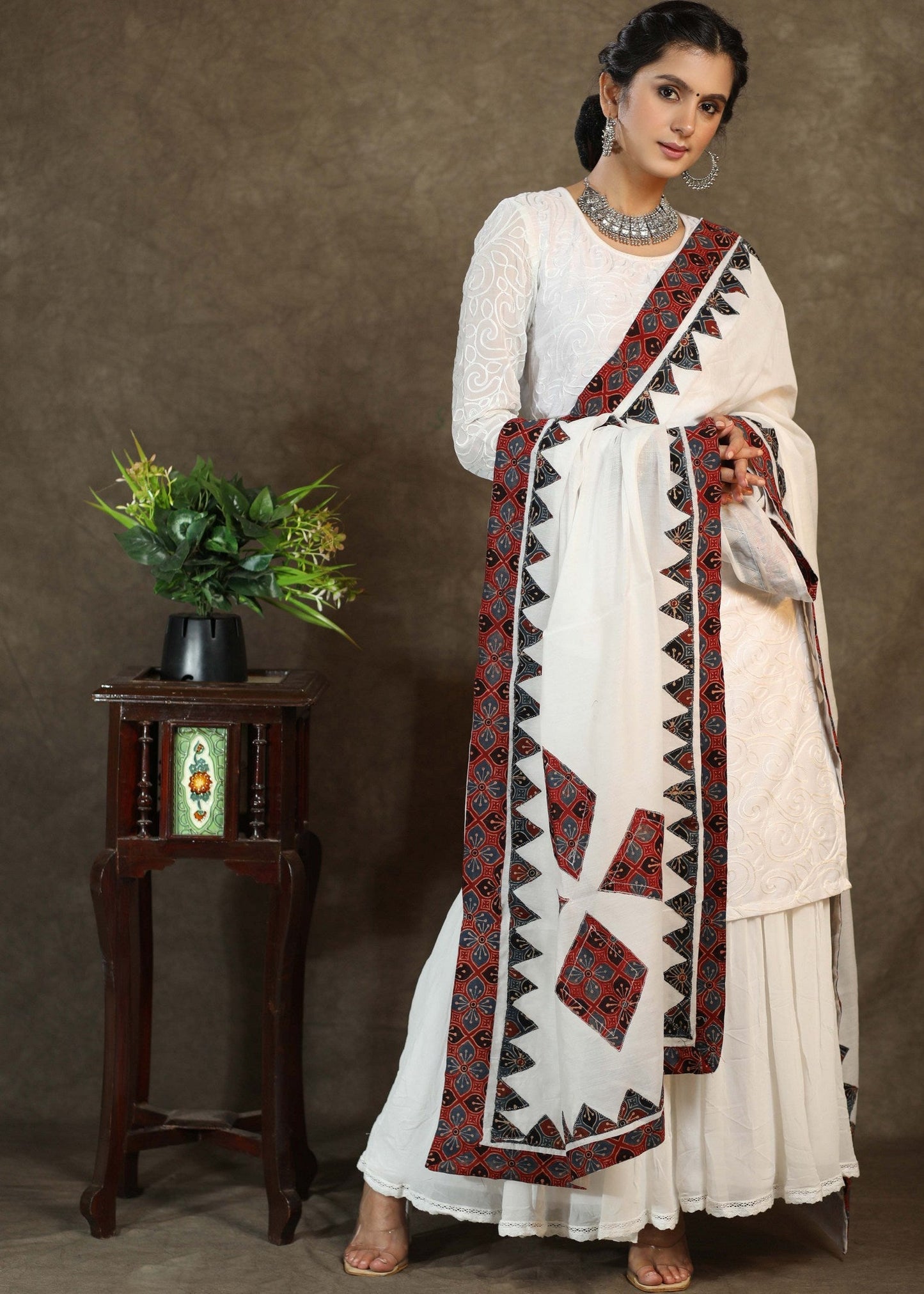 White chanderi dupatta with Ajrakh combination