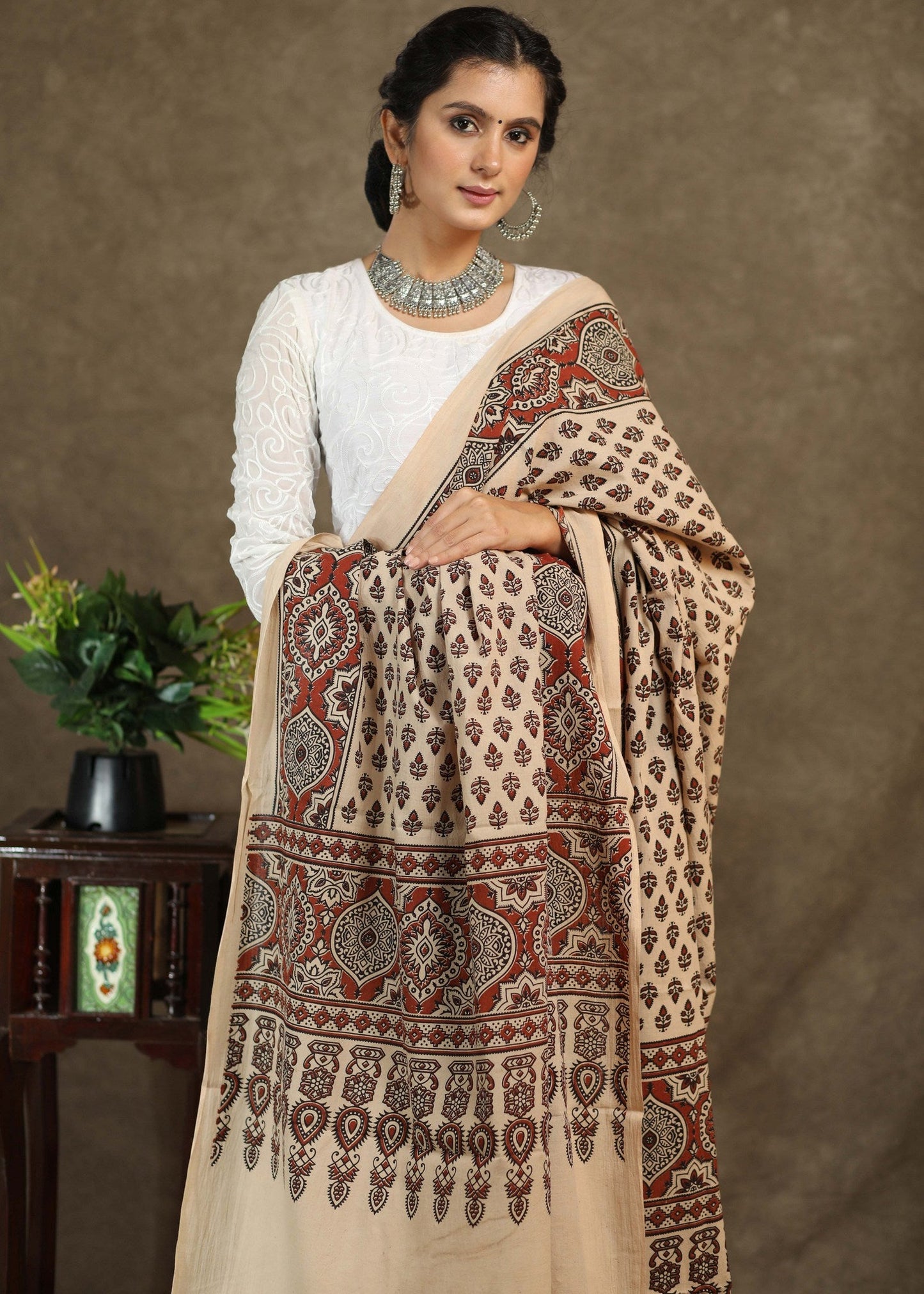 Exclusive creme cotton printed dupatta