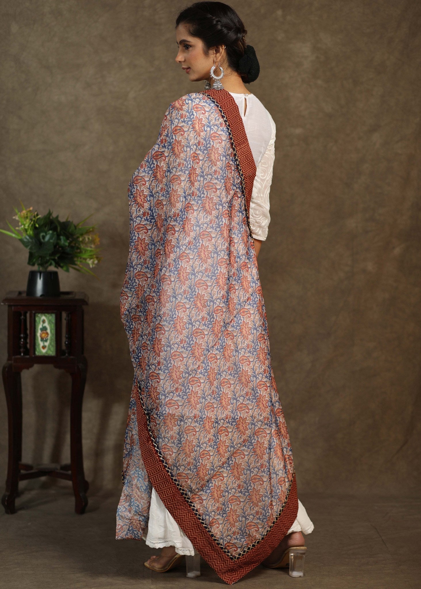 Flower printed dupatta with Ajrakh border