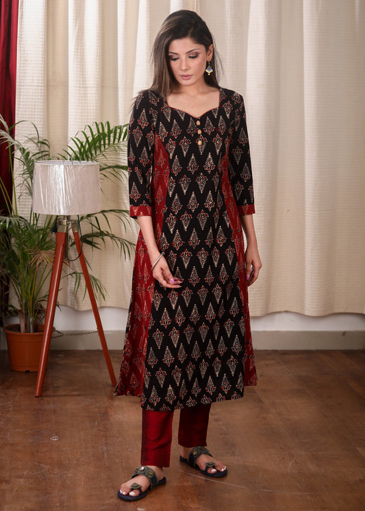 Beautifully Combined Cotton Ajrakh Kurta With Wooden Beads