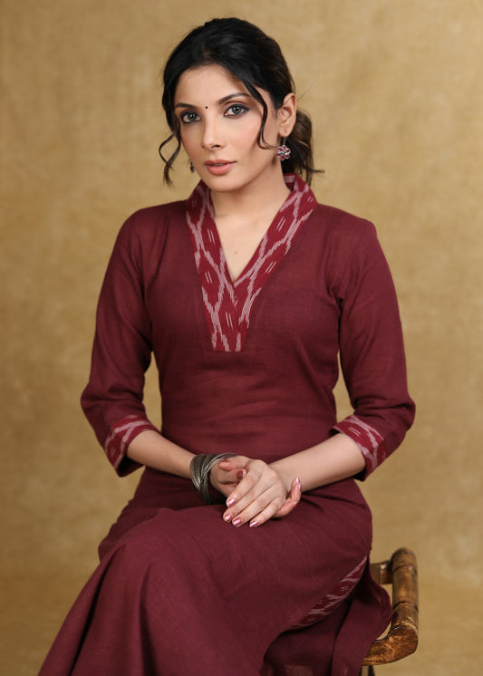 Smart Maroon Cotton Kurta with Ikat Detailing