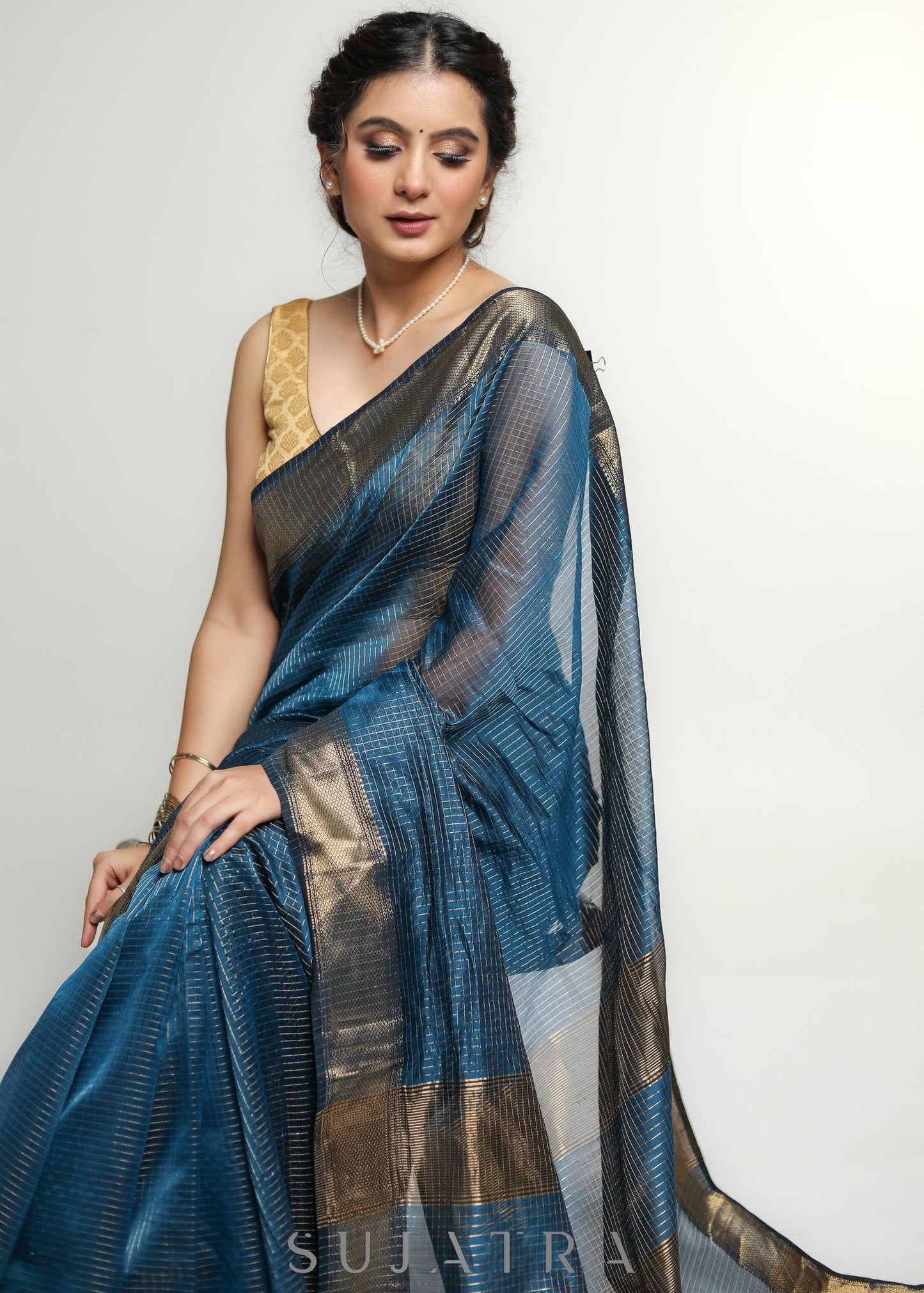 Gorgeous Teal Pure Maheshwari Saree with Zari Border