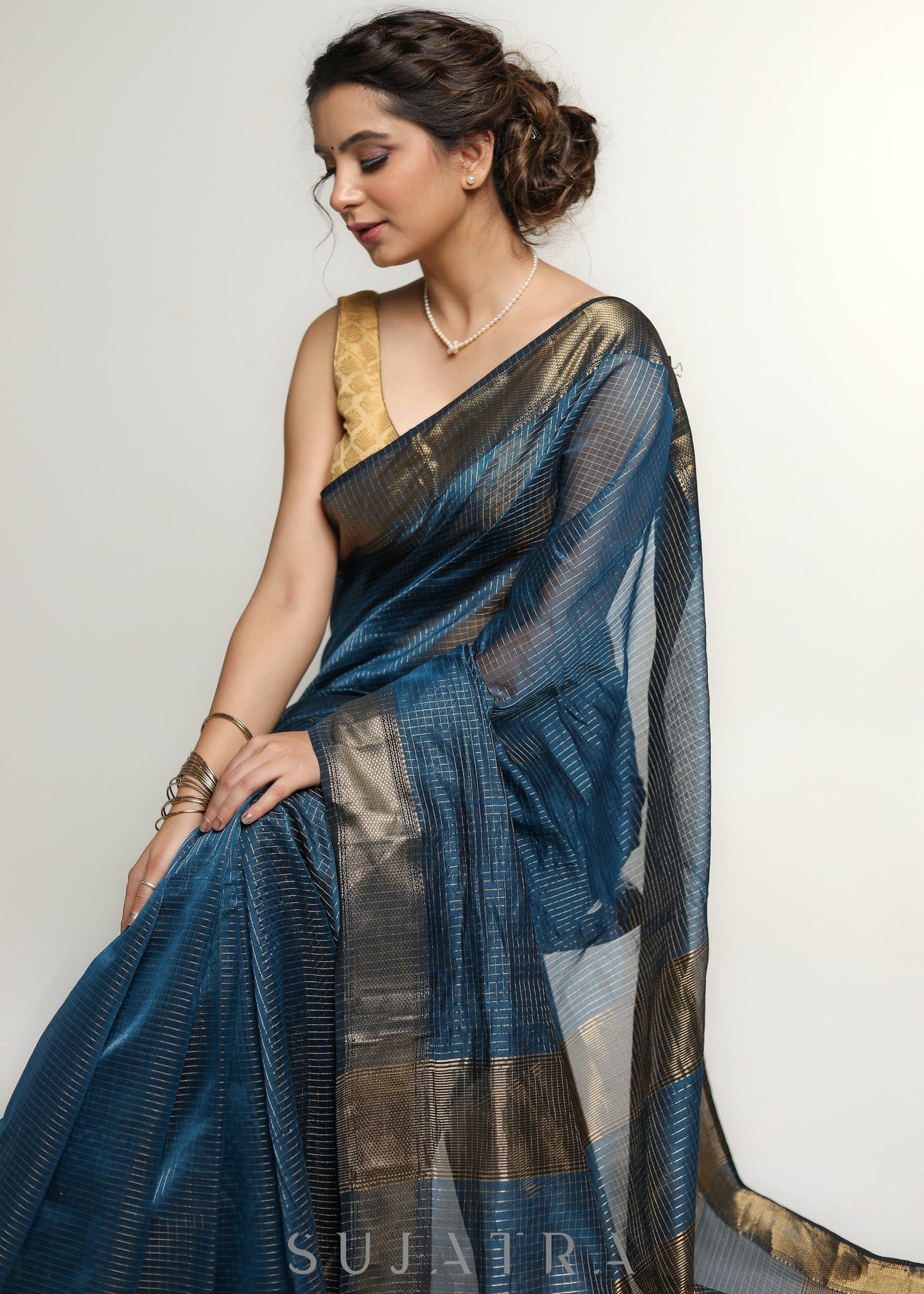 Gorgeous Teal Pure Maheshwari Saree with Zari Border