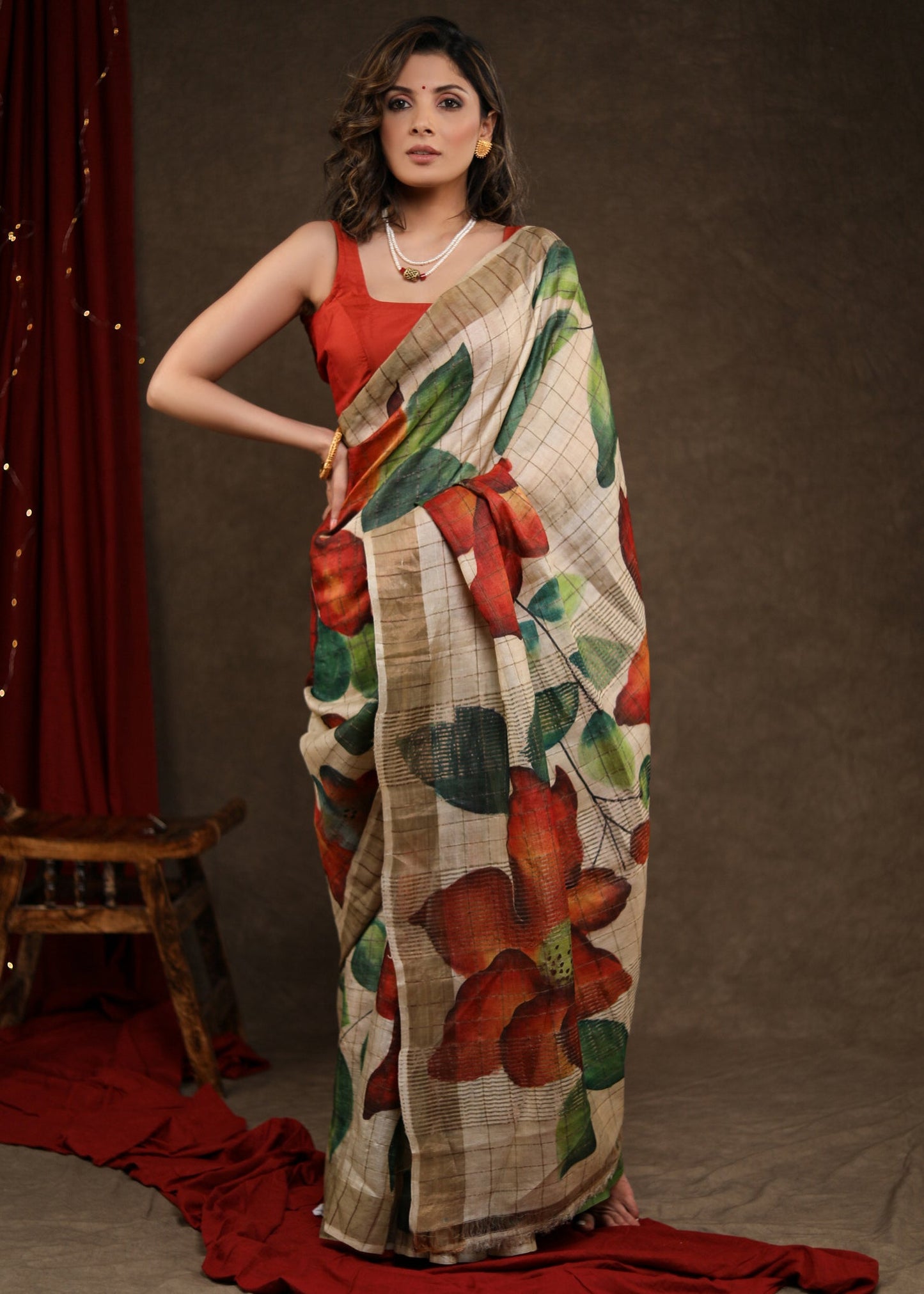 Exclusive Beige Pure Tussar Silk Hand Batik Saree with Zari